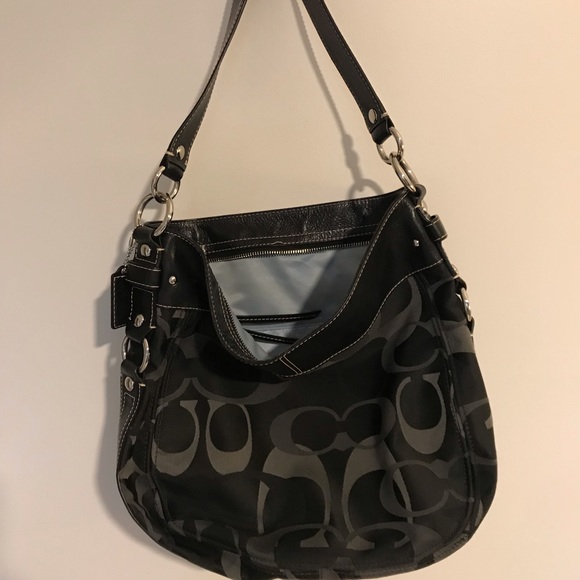 Coach Handbags - Black Coach Hobo style bag